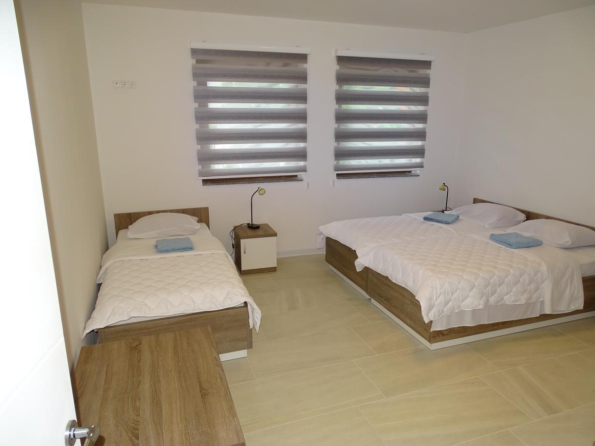 Motel Luxor Visoko Extérieur photo