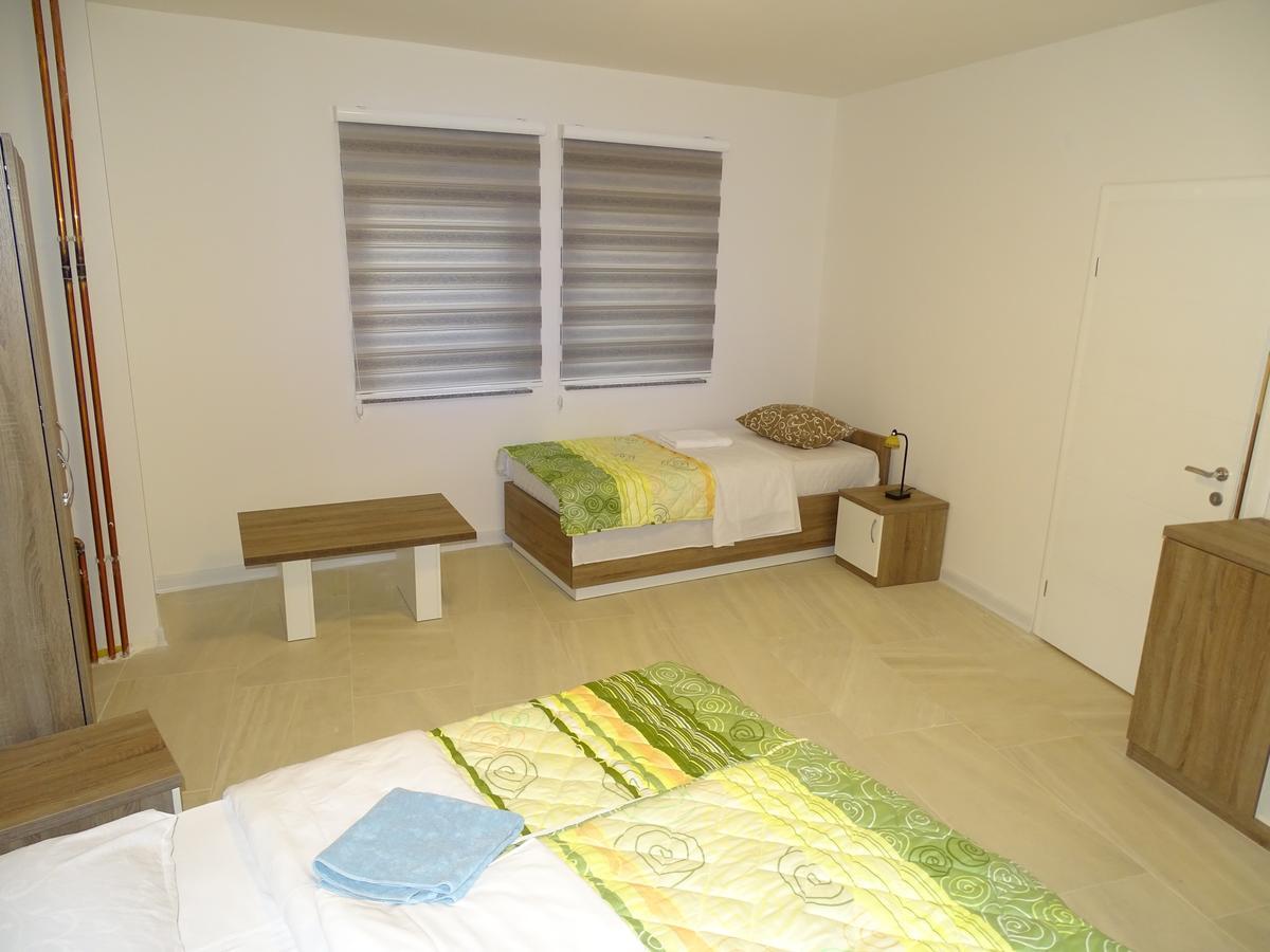 Motel Luxor Visoko Extérieur photo